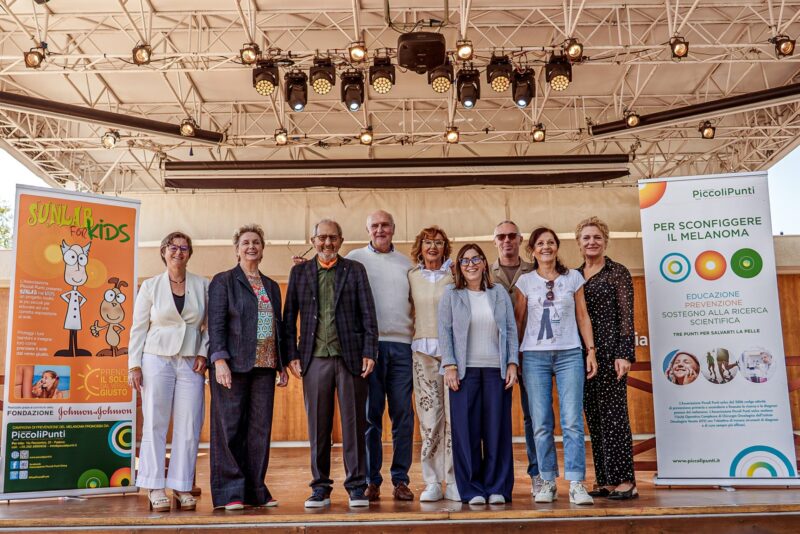 Il consiglio direttivo dell'Associazione Piccoli Punti ETS